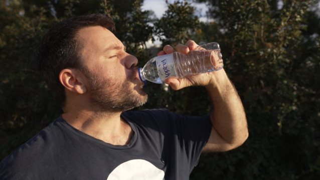 Το νερό ΑρρένΑ ταξιδεύει με τον Ευτύχη Μπλέτσα