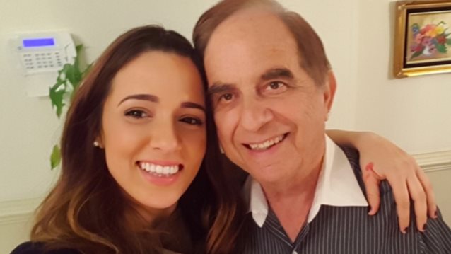 Συγκινεί το &quot;αντίο&quot; της Καλομοίρας στον πεθερό της: &quot;Έγινε δεύτερος πατέρας για μένα&quot;