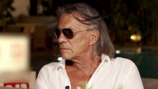 Ηλίας Ψινάκης: &quot;Ο Μαρτάκης επιμένει να λέει ότι ήμουν manager του - Αν είχε εμένα manager, θα είχε άλλη καριέρα&quot;