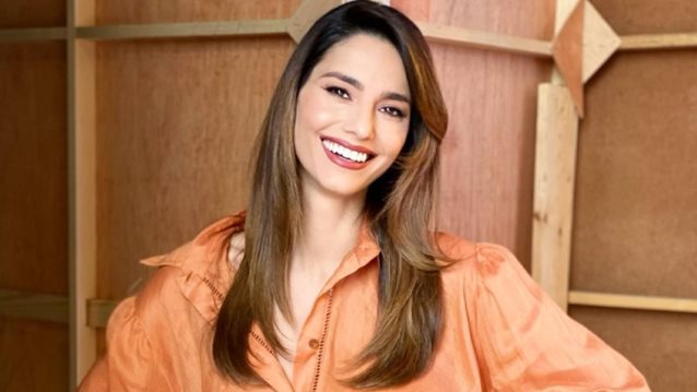 Το μαγιό της Ηλιάνας Παπαγεωργίου που μπορείς να φορέσεις και εκτός παραλίας