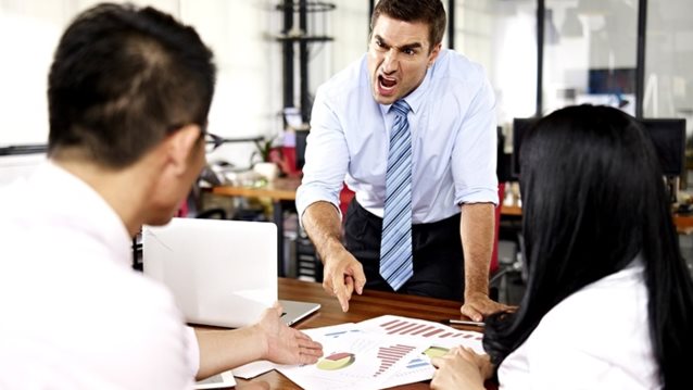 Οι συμπεριφορές που κανείς δεν θέλει να έχει στο γραφείο του
: Μακριά από εμάς!