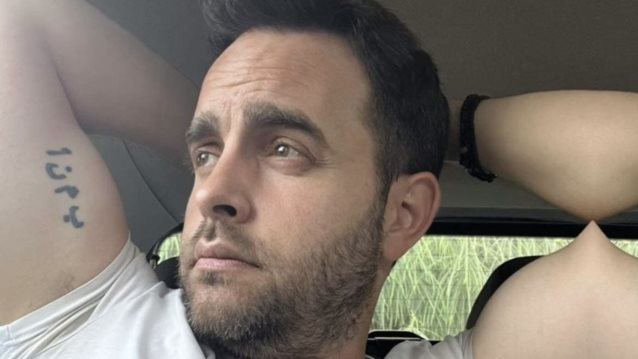 O Λάζος Μαντικός παντρεύεται και η ομάδα του &quot;Καλημέρα Ελλάδα&quot; του έκανε την πιο γλυκιά έκπληξη