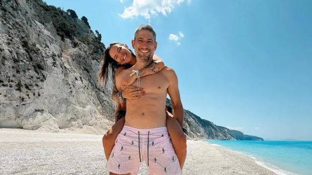 Η Εριέττα Κούρκουλου Λάτση αποχαιρετά το καλοκαίρι | Θάλασσα, ηλιοβασιλέματα, παιδιά και πολλή αγάπη