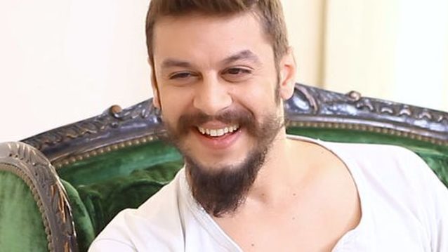 Λεωνίδας Καλφαγιάννης: Εξηγεί γιατί δε θέλει να μιλάει για το παιδί του