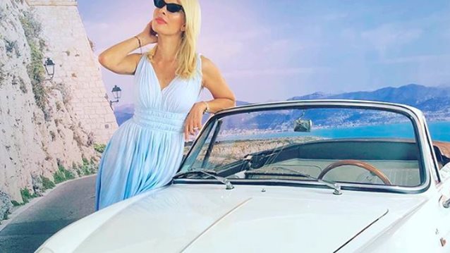 Ελένη Μενεγάκη: Οι νέες εντυπωσιακές φωτογραφίες από τις Κάννες