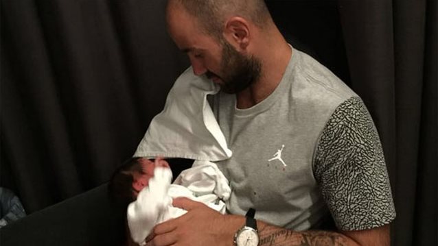 Βασίλης Σπανούλης: Η πρώτη τρυφερή αγκαλιά με την κόρη του: Φωτογραφία