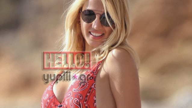 Κωνσταντίνα Σπυροπούλου: Η σέξι εμφάνιση στην παραλία: Με ποιον την εντόπισε ο φακός;