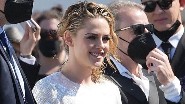 Hollywood Report | Οι εμφανίσεις στους δρόμους του Παρισιού &amp; η Kristen Stewart στη Σάντα Μόνικα