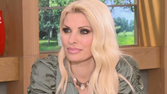 Ελένη Μενεγάκη: «Ανάλογα σε τι φάση ζωής είμαστε, άλλα πράγματα έρχονται στην επιφάνεια και φωτίζονται περισσότερο»