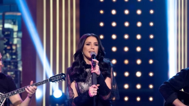 Ιουλία Καλλιμάνη | Η απίστευτη ιστορία πίσω από το βαπτιστικό της όνομα