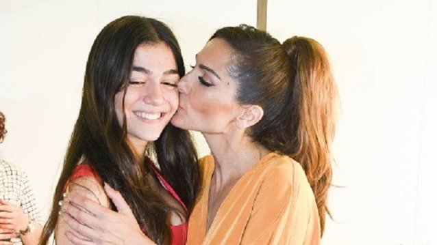 Δέσποινα Βανδή : Πρεμιέρα με τη Μελίνα στο πλευρό της! Ποζάρουν μαζί στον φακό