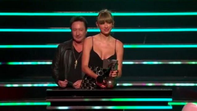 Βραβεία MTV 2022 |  Σάρωσε η Taylor Swift!