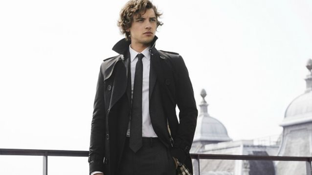 Πώς αυτή την εποχή θα παραμείνεις στεγνός με στυλ
: Οκτώ αδιάβροχα πανωφόρια