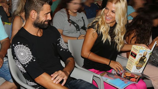 Λάουρα Νάργες - Μιχάλης Μουρούτσος: Η βραδινή έξοδος στο Δελφινάριο: Φωτογραφίες