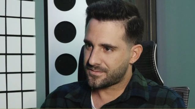 Γιώργος Λιβάνης | Το ακραίο περιστατικό με θαυμάστριά του: "Ήθελε να μου το δείξει, ήταν όλος ο κόσμος μέσα"