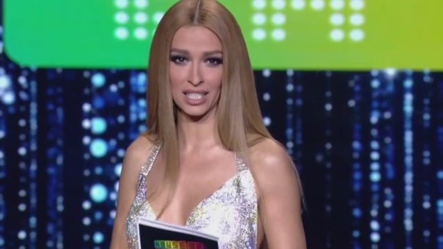 House of Fame | Η Ελένη Φουρέιρα με καυτό μίνι στο 2ο live