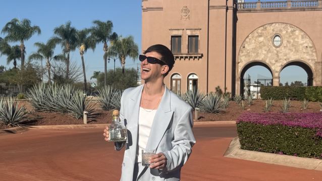 Η πρώτη ανάρτηση του Ηλία Μπόγδανου μετά την είδηση ότι ντύνεται γαμπρός: &quot;Πανευτυχής&quot;