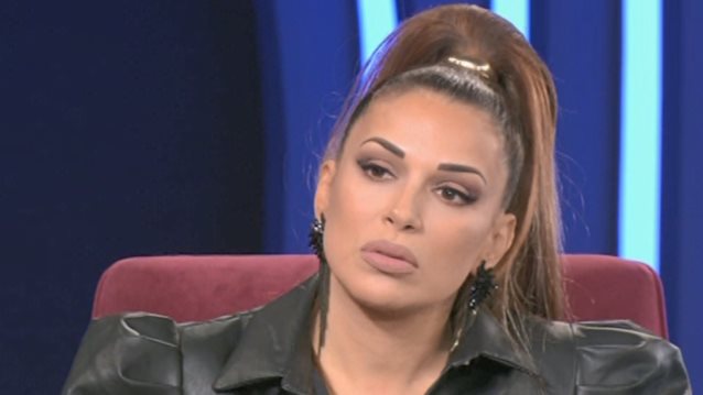 Ελένη Χατζίδου: Το πρόβλημα υγείας στην εγκυμοσύνη, η ρομαντική πρόταση γάμου &amp; η γνωριμία με τον Παντελίδη