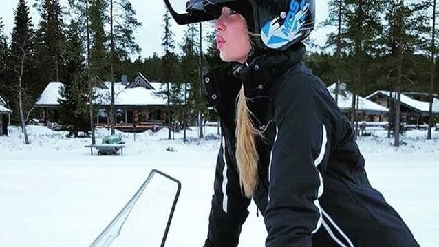 Αντωνία Καλλιμούκου: To album του ταξιδιού της στο χωριό του Άγιου Βασίλη