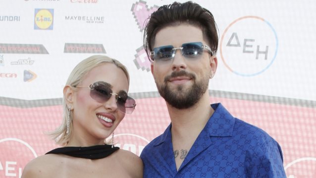 O FY παντρεύεται τον Αύγουστο τη σύντοφό του, Αλεξία Κεφαλά - Οι λεπτομέρειες του γάμου