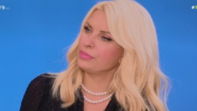 Ελένη Μενεγάκη για Κωνσταντίνα Κομμάτα: &quot;Μου έβγαζε ότι είναι χαμηλών τόνων κορίτσι - Σκεφτόμουν, &quot;θα τη βγάλει στην εκπομπή;&quot;&quot;
