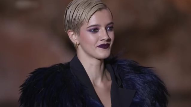 Video of the Day: Η Λία παραλίγο να «γκρεμίσει» το σετ του GNTM