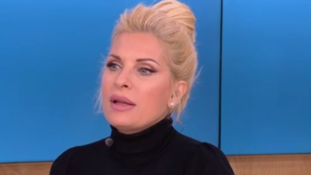 Ελένη Μενεγάκη: &quot;Δεν μπορώ με αυτά που παρακολουθώ, όπου κι αν κοιτάξεις, πια, βλέπεις προβλήματα&quot;