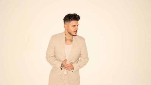 O Stan για τον Light - &quot;Έχω μάθει να μην επιτίθεμαι ποτέ σε κάποιον, ιδιαίτερα όταν είναι στα κάτω του&quot;