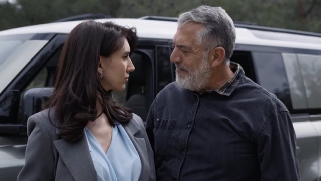 Γη της Ελιάς | Η Ιουλία και ο Τζον αισθάνονται παγιδευμένοι στους γάμους τους και μπαίνουν σε διλήμματα