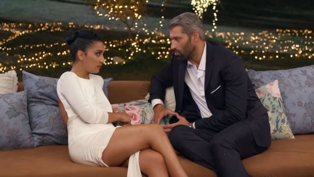 &quot;The Bachelor&quot; | Ο Αλεξης Παππας της εριξε πακετο πριν ξεκινησει η Τελετη των Ροδων!