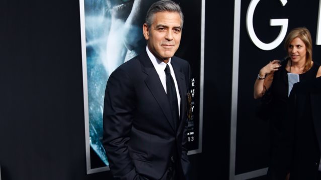 Γιατί η γοητεία πάντα «περνάει»;
: 10 μυστικά με λίγη βοήθεια από τον George Clooney