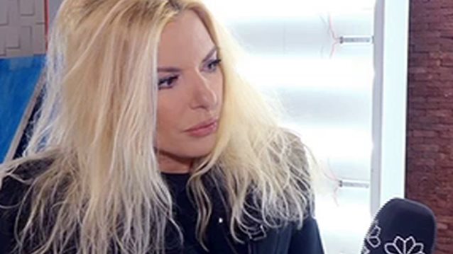 Αννίτα Πάνια: Το νέο δημόσιο σχόλιο για τον Καρβέλα: ««Σε κάποιες σχέσεις δεν...»