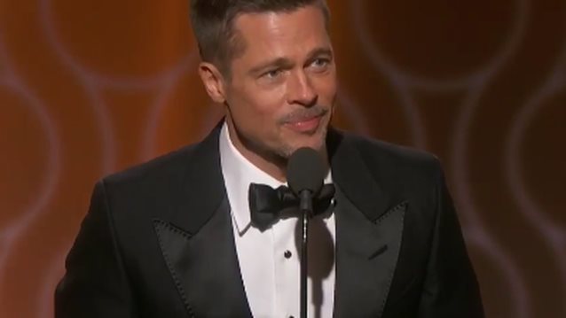 Brad Pitt: Η εμφάνιση- έκπληξη στις «Χρυσές Σφαίρες»: Δείτε το video!
