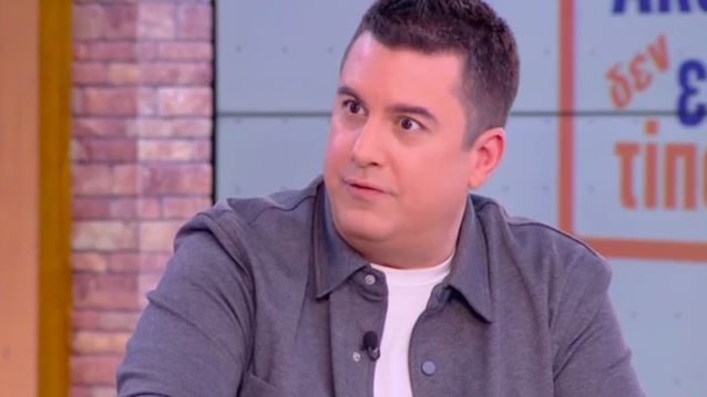 Πάνος Κατσαρίδης: "Δεν μπορεί δίπλα σου να λιμοκτονούν παιδάκια κι εσύ να τραγουδάς το Τέλι-Τέλι"