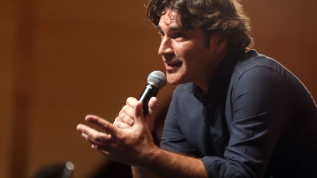 Μήπως ήρθε η ώρα να μιλήσουμε ανοιχτά για τον Χριστόφορο Παπακαλιάτη;