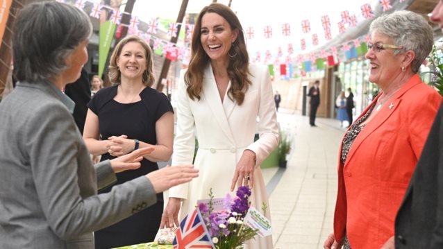Kate Middleton | Γιατί δεν θα βρεθεί στα αποκαλυπτήρια του αγάλματος της Diana