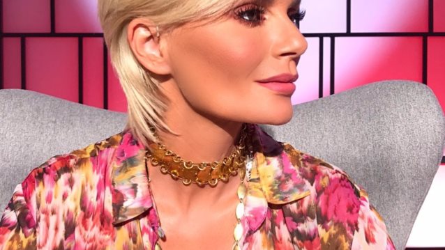 Έλενα Χριστοπούλου: Φόρεσε το Zara φόρεμα που είναι ιδανικό για κάθε φθινοπωρινή περίσταση