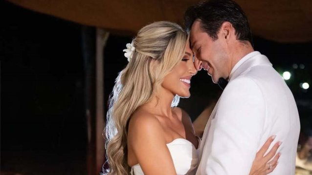 Ο προορισμός που επέλεξαν για μήνα του μέλιτος ο Πάνος Καλίδης και η Λεάννα Μάρκογλου