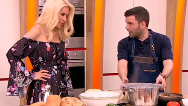 Ελένη Μενεγάκη: Το λάθος on air &amp; η δημόσια συγγνώμη