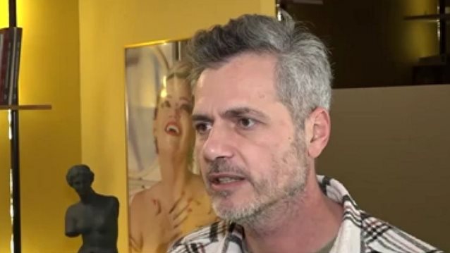 Μάριος Αθανασίου: &quot; Δεν θέλεις να έχεις επαφή με τον κόσμο, κλείνεσαι σπίτι σου, θέλεις να είσαι σε ένα κρεβάτι μόνος σου συνέχεια&quot;