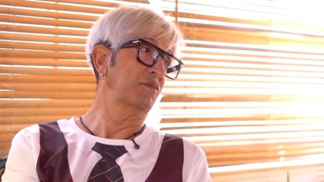 Δημήτρης Παπάζογλου: "Γεννήθηκα με μια ιδιαιτερότητα - Η κοινωνία μου έδωσε στίγματα. Δέχθηκα bullying"