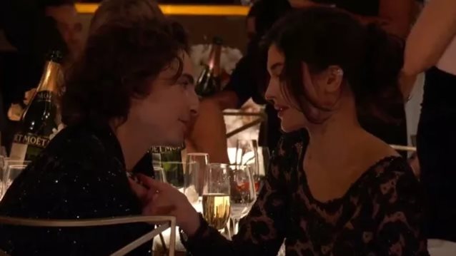 Χρυσές Σφαίρες | Timothee Chalamet και Kylie Jenner σε τρυφερά ενσταντανέ