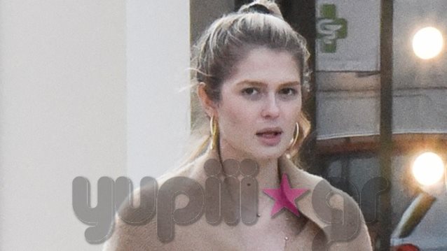 Αμαλία Κωστοπούλου: Με γοητευτικό συνοδό στην Κηφισιά! Δείτα τα στιγμιότυπα