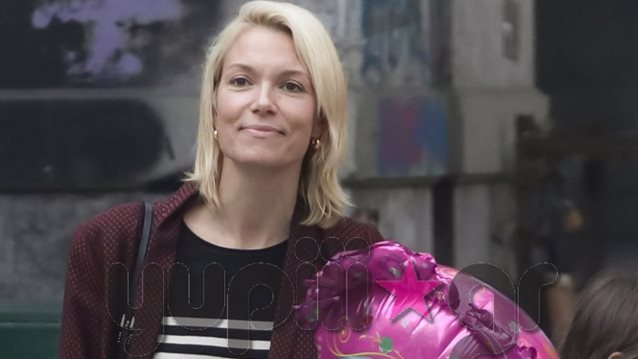 Βίκυ Καγιά: Μια μοντέρνα μαμά! Δείτε την σε καθημερινές στιγμές με τη Μπιάνκα