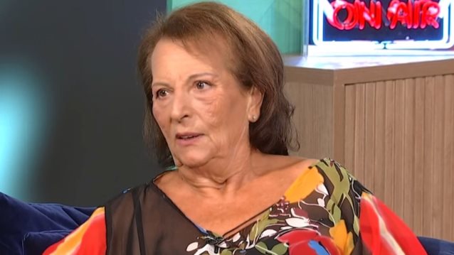 Βάσω Καζαντζίδη: &quot;Εγώ να ζητήσω συγγνώμη από τον κόσμο που πίκρανε ο Στέλιος - Το έκανε άθελά του&quot;