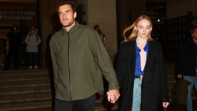 Hollywood Report | H Sophie Turner full in love μετά το διαζύγιο &amp; η Lindsay Lohan μαζί με τον αδερφό της