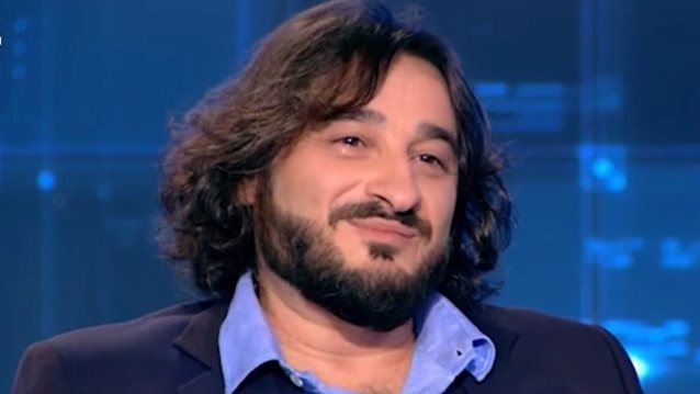 Βασίλης Χαραλαμπόπουλος: Λύγισε στο «Ενώπιος Ενωπίω» με τα λόγια της συζύγου του