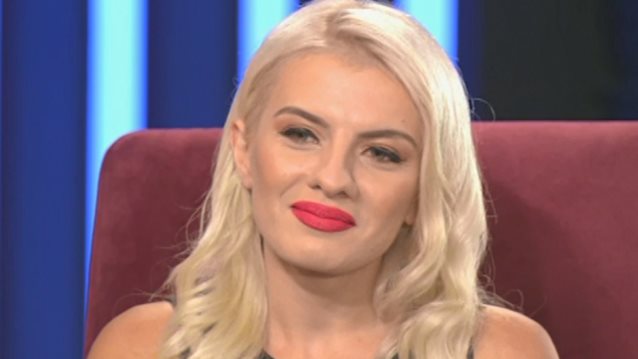 Ασημίνα Ουστάλλι: Η αλήθεια για την καταγωγή της, τα ρατσιστικά σχόλια &amp; οι δυσκολίες που αντιμετώπισε