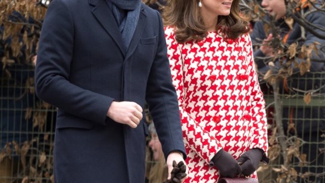 Kate Middleton: Γιατί δεν βγάζει ποτέ το παλτό της;
