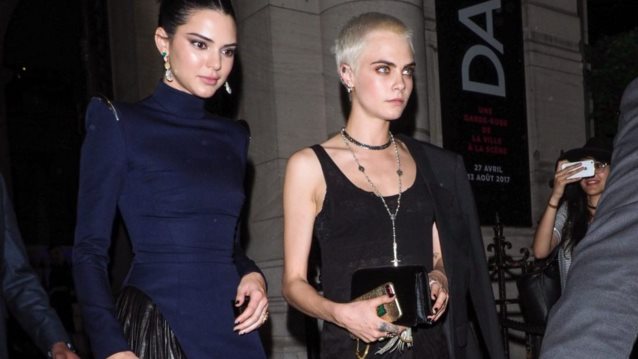 Kendall Jenner-Cara Delevingne : Με νέο ανατρεπτικό χρώμα στα μαλλιά τους ΚΑΙ οι δύο καλλονές